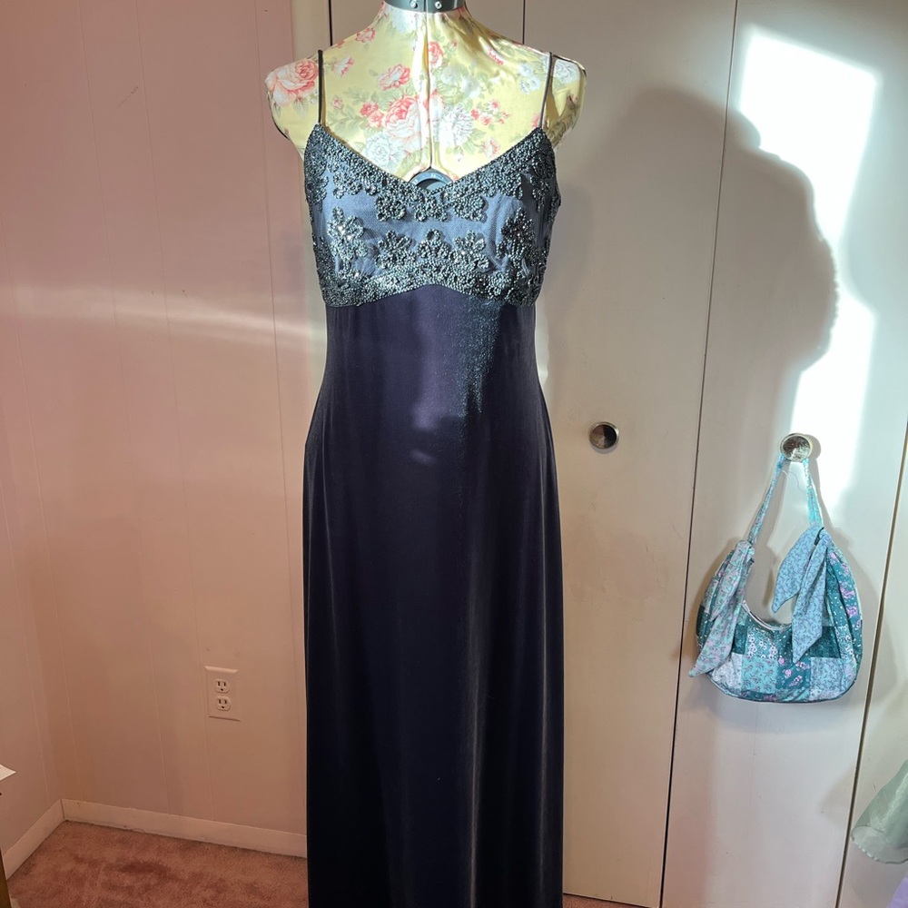 Vintage Y2K Elegant Black Lace Gown
